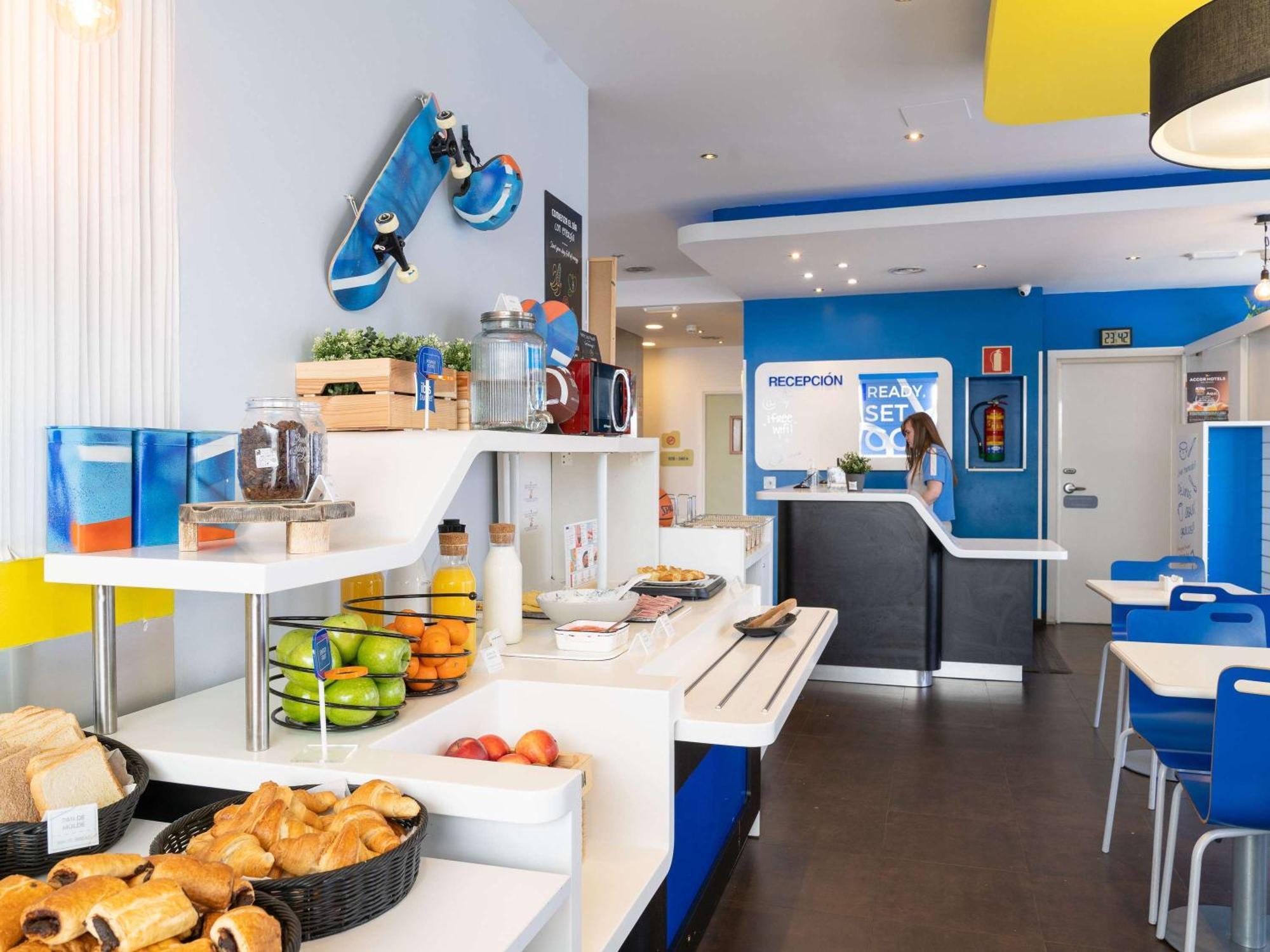 Ibis Budget Madrid Centro Las Ventas Екстериор снимка