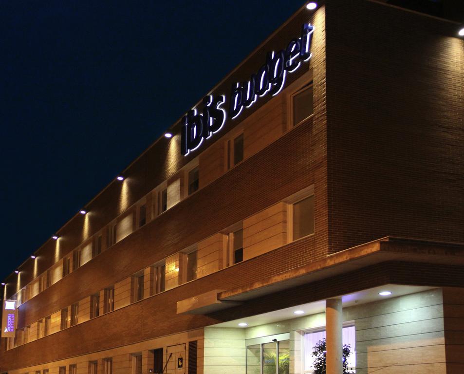 Ibis Budget Madrid Centro Las Ventas Екстериор снимка
