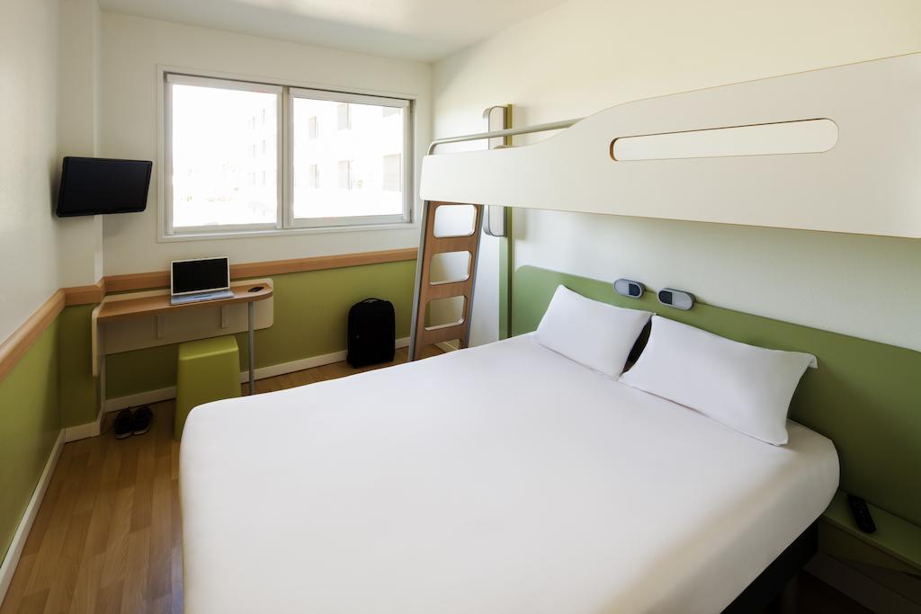 Ibis Budget Madrid Centro Las Ventas Стая снимка