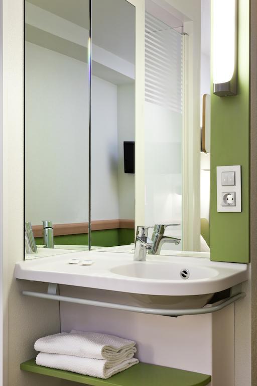 Ibis Budget Madrid Centro Las Ventas Стая снимка